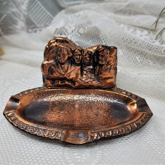 Vintage Mt. Rushmore Ashtray Shrine of Democracy C - Picture 9 of 9